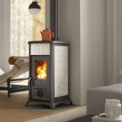 Salamandra a Lenha em Ferro Fundido Nordica Extraflame Gemma