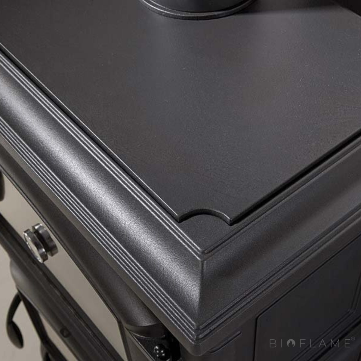 Salamandra a Lenha em Ferro Fundido Nordica Extraflame Isotta Forno