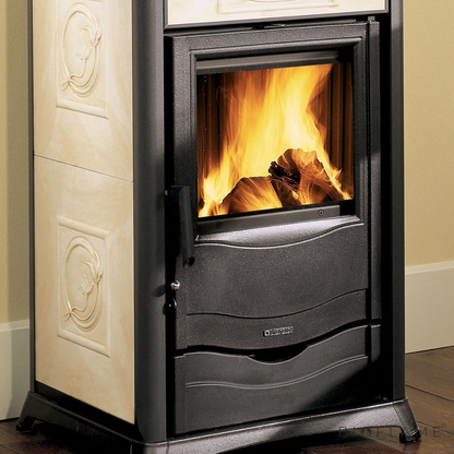 Salamandra a Lenha em Ferro Fundido Nordica Extraflame Rossella Plus Forno