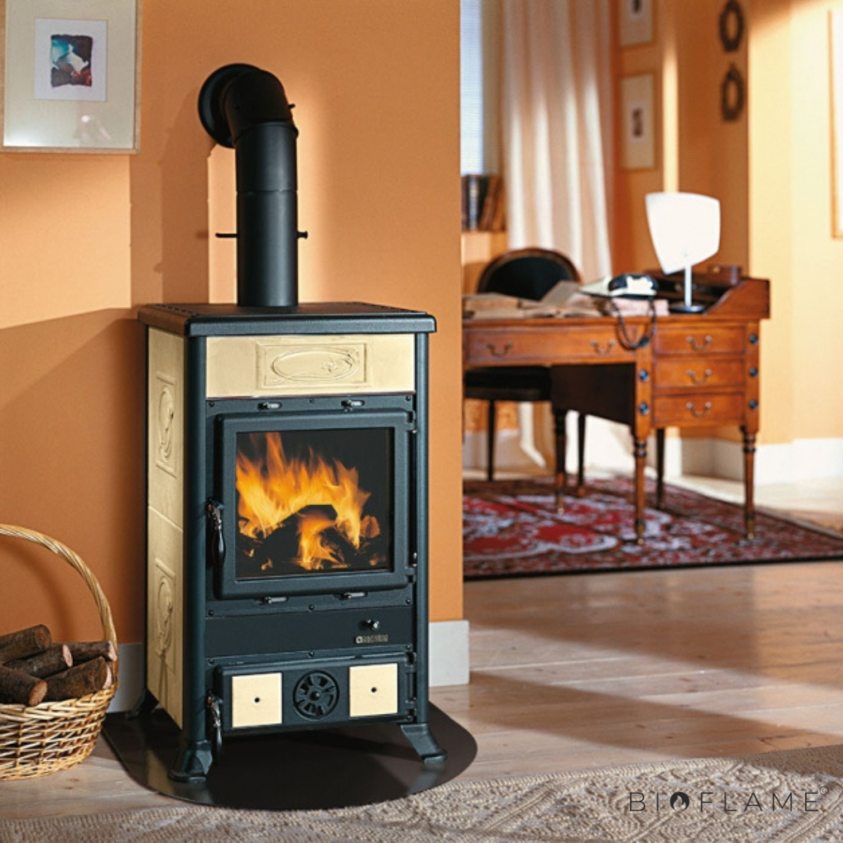 Salamandra a Lenha em Ferro Fundido Nordica Extraflame Rossella R1 BII