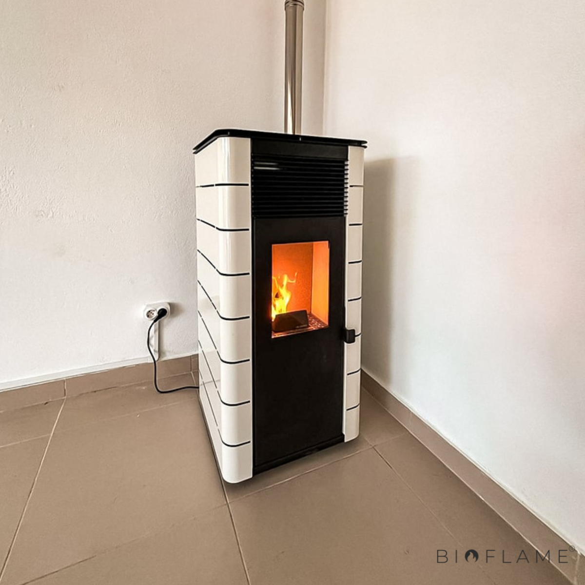 Salamandra a Pellets Canalizável Solzaima Himalaia Collection 12 kW